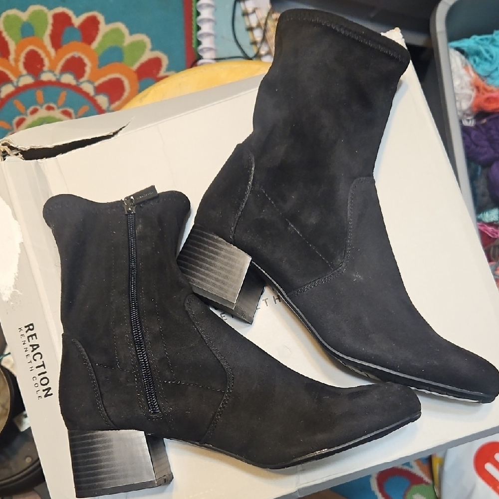 Kenneth Cole Reaction Sz. 6.5 Women's Black Ankle Boots NWT